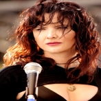 Sebnem ferah sur yala.fm